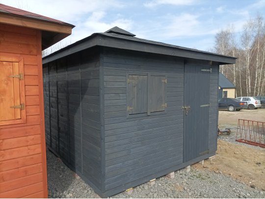 Domek narzędziowy 3x4m z ekspozycji ekspozycji Kowale 21