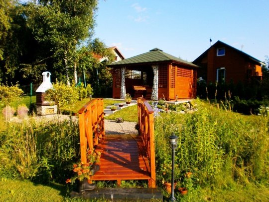 Kleiner dekorativer Brunnen