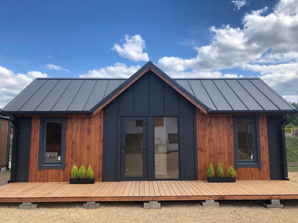 Domek letniskowy Dworek A 12,6 x 4 m 50,4m2