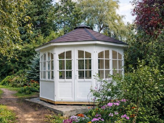 Achteckiger Pavillon O1