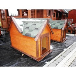 Hundehütte mit zwei Eingängen