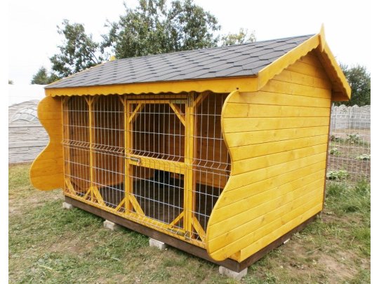 Hundezwinger mit Satteldach