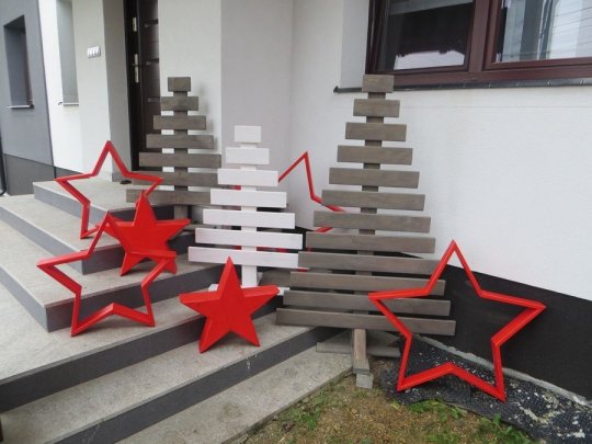 Weihnachtsbaum aus Brettern - flach