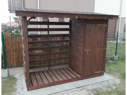 Brennholzschuppen D2