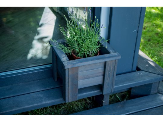 Kleiner quadratischer Topf