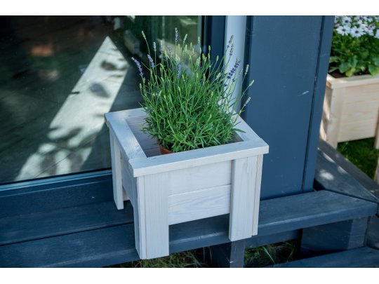 Kleiner quadratischer Topf