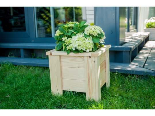 Kleiner quadratischer Topf