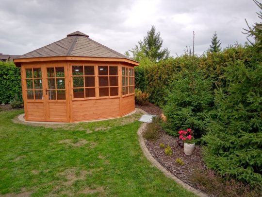 Achteckiger Pavillon O1