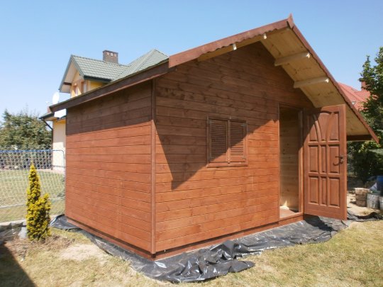 Schnappen Sie sich ein Holzhaus 3 x 3 m + 1,2 m Holzschuppen 9 m2