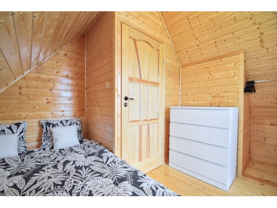 Dom drewniany Jarząb 4x4,3m + 2m taras 24m2