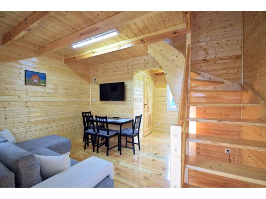 Dom drewniany Jarząb 4x4,3m + 2m taras 24m2