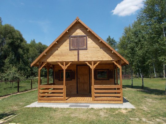 Holzhaus Morawa 4,5x5,5m + 2m Terrasse 25m2